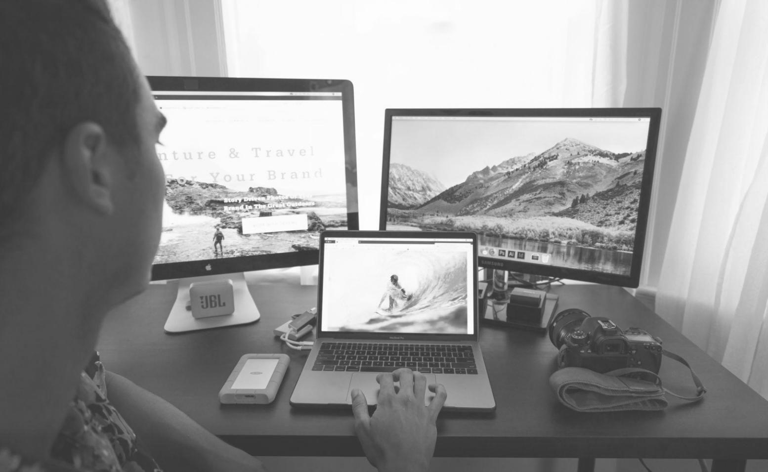 Financial analysis tools and budget optimization methods